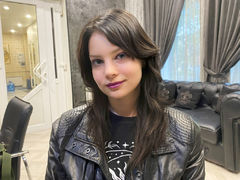 AlmaRider from LiveJasmin