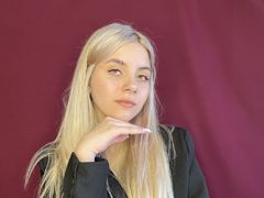 AlthenaEldon from LiveJasmin