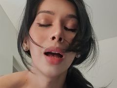 AluxAriadne from LiveJasmin