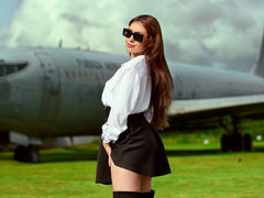 AlyFerrari - female with brown hair webcam at LiveJasmin