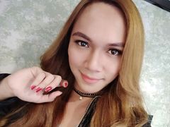 AlyanaMithen - shemale with brown hair webcam at LiveJasmin