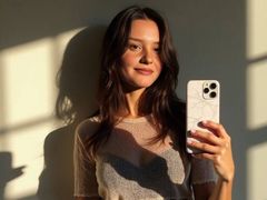 AmadaDelprete - female with brown hair and  big tits webcam at LiveJasmin