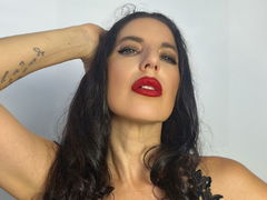 AmandaHug from LiveJasmin