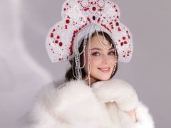 AmandaLise - female with brown hair webcam at LiveJasmin