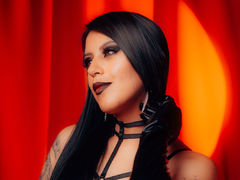 AmarantaRouse - female with black hair webcam at xLoveCam