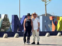 amarantos75 - couple webcam at ImLive