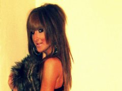 Amazing18TS - shemale with black hair webcam at ImLive