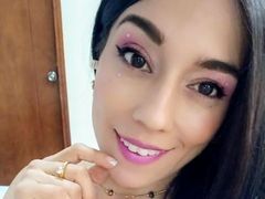 AmberKeendall - female with black hair webcam at LiveJasmin