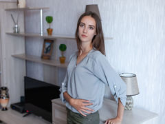 AmberStefanie - female with brown hair and  small tits webcam at LiveJasmin