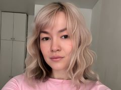 AmelaBerry from LiveJasmin