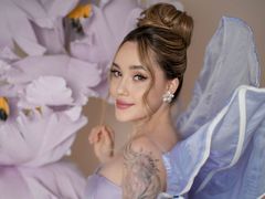 AmeliBarnes - female with brown hair webcam at LiveJasmin