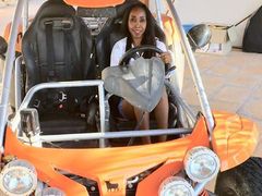 AmeliaBee - female with black hair webcam at LiveJasmin