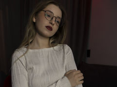 AmeliaBlums from LiveJasmin