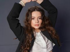 AmeliaFlares - female with brown hair webcam at LiveJasmin