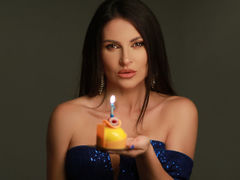 AmelieDale - female with brown hair and  big tits webcam at LiveJasmin