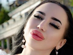 AmelieValmont from LiveJasmin