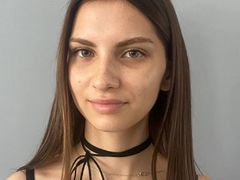 AmellieRose - female with brown hair and  small tits webcam at LiveJasmin