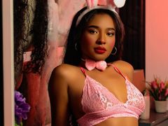 ChayraWill - female with black hair and  big tits webcam at LiveJasmin