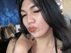 Ametis - female with black hair webcam at LiveJasmin