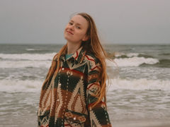 AmiLee - female with  small tits webcam at LiveJasmin