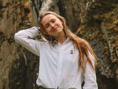 AmiLee - female with  small tits webcam at LiveJasmin