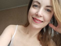 AmiSous - female with red hair and  small tits webcam at LiveJasmin