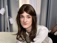 AminaYoun - shemale with brown hair webcam at LiveJasmin