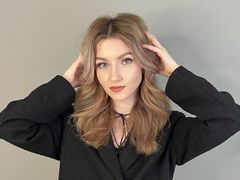 AmityGillingham - blond female webcam at LiveJasmin