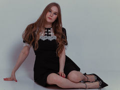 AmyBiter - female webcam at LiveJasmin