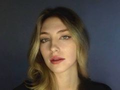 AmyHuckabey - blond female with  big tits webcam at LiveJasmin