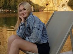 AmyVanderlinde from LiveJasmin