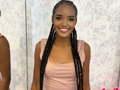 AnaiDecket - female with black hair webcam at LiveJasmin