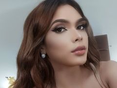 AndreaMarquez - blond shemale webcam at LiveJasmin