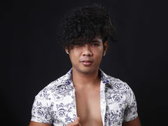 yoursoldierboi - male webcam at LiveJasmin