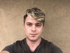 AndrewFabrice - male webcam at LiveJasmin