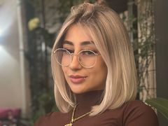 AndryMoranguinho from LiveJasmin