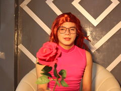 AndyFem - shemale with black hair webcam at LiveJasmin