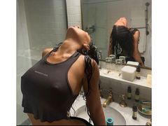 AnelisseJulia from LiveJasmin