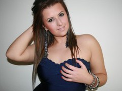 Aneri - female with red hair and  small tits webcam at LiveJasmin