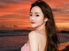 AngelCoco - female with black hair and  big tits webcam at LiveJasmin