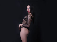 LavinyaFoxTS - shemale with brown hair webcam at LiveJasmin