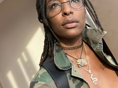 AngelaSolo from LiveJasmin