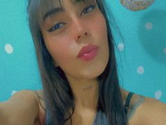 SofiaZequera - female with black hair and  big tits webcam at LiveJasmin