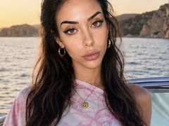 AngelinaRosa - female with black hair and  small tits webcam at LiveJasmin