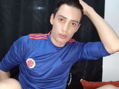 AngelitoGuerra from LiveJasmin