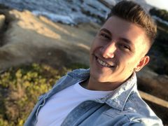 AngeloFit - male webcam at LiveJasmin