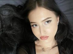 AngieMcculloh - female with brown hair and  big tits webcam at LiveJasmin