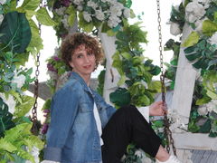 NikHotty - female with brown hair and  small tits webcam at xLoveCam