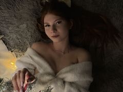 AnitaPirs - female with red hair webcam at LiveJasmin