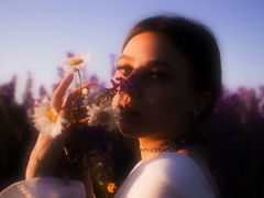 AnnBenzo - female with brown hair webcam at LiveJasmin